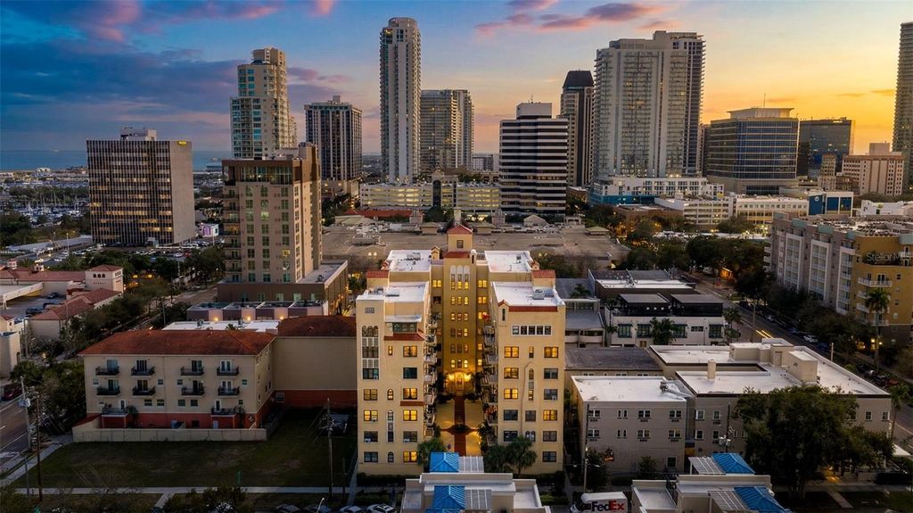 130 4TH AVENUE N 602, St Petersburg, FL 33701