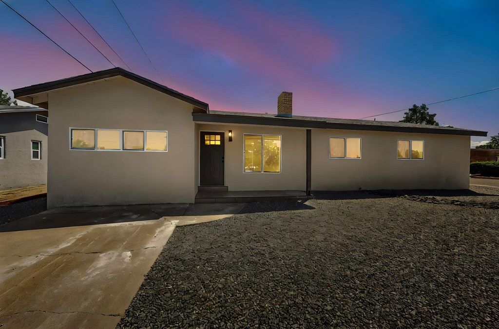 2800 CUERVO Drive NE, Albuquerque, NM 87110