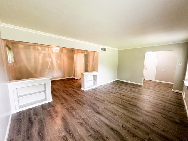 6461 Danbury Lane, Dallas, TX 75214