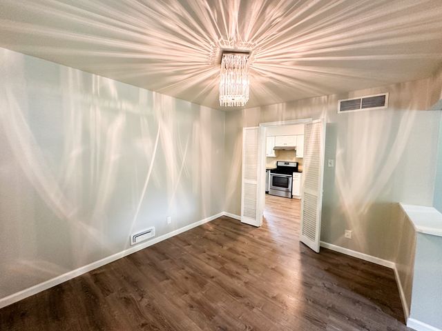 6461 Danbury Lane, Dallas, TX 75214