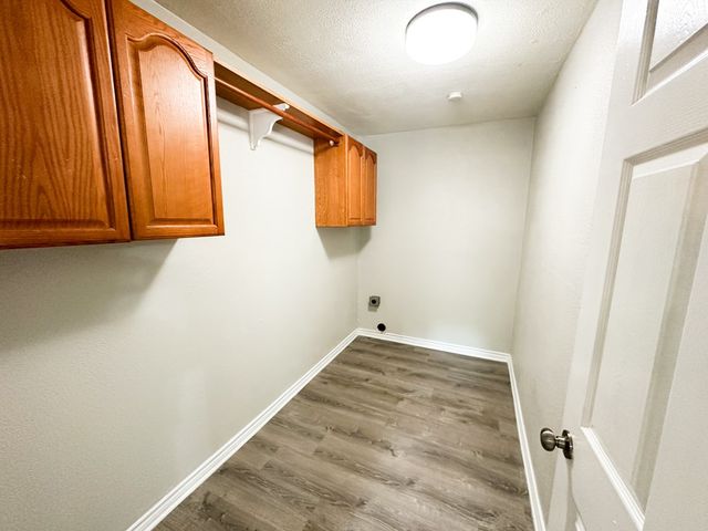 6461 Danbury Lane, Dallas, TX 75214