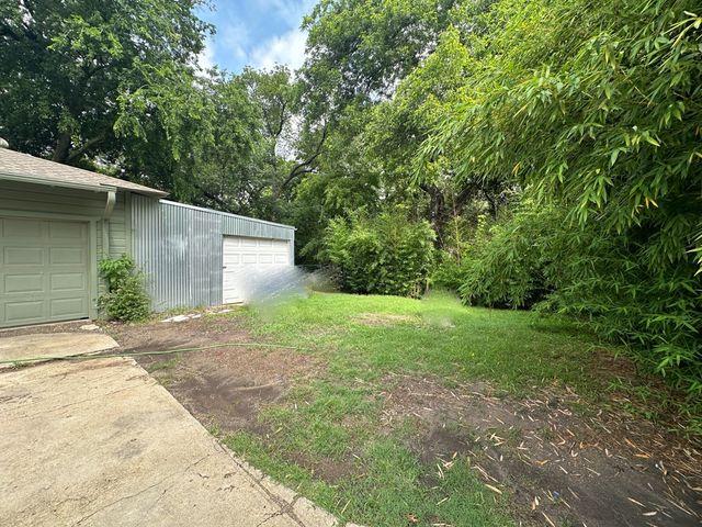 6461 Danbury Lane, Dallas, TX 75214