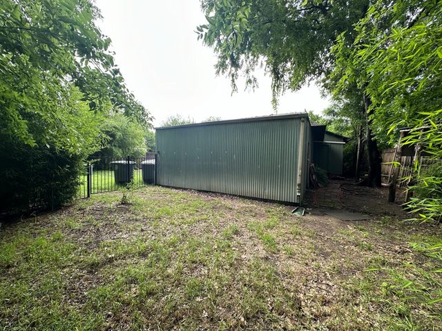 6461 Danbury Lane, Dallas, TX 75214