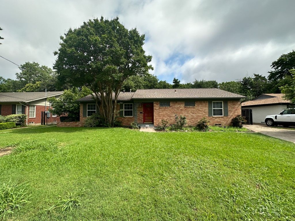 6461 Danbury Lane, Dallas, TX 75214
