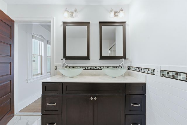 163 HIGHWOOD AVE, Weehawken, NJ 07086