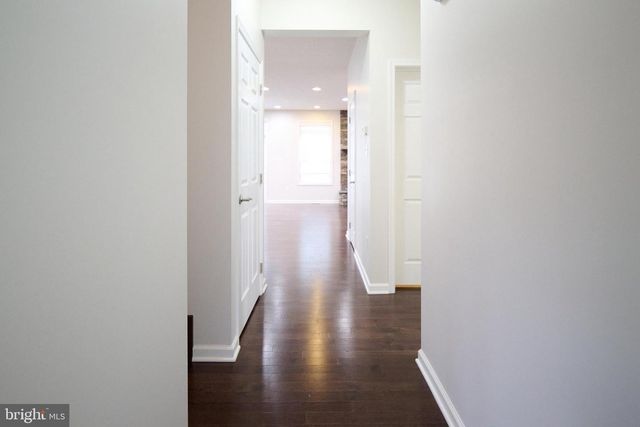 157 HONORS LN, State College, PA 16803