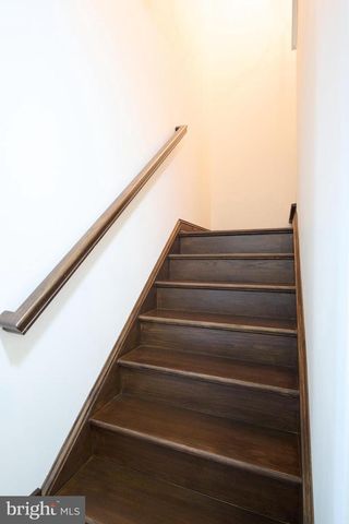 157 HONORS LN, State College, PA 16803