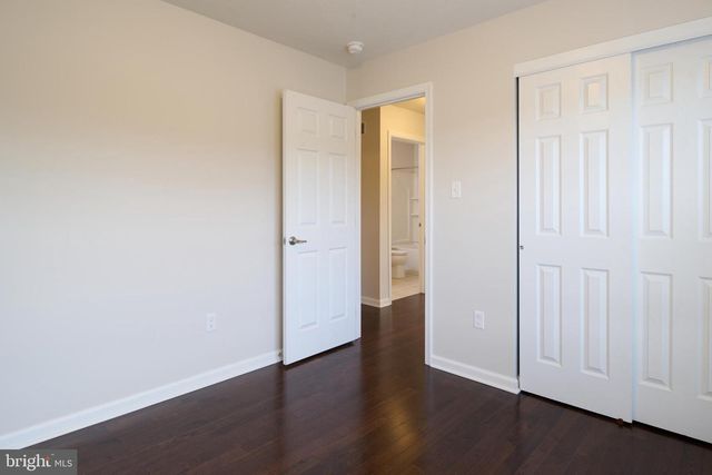 157 HONORS LN, State College, PA 16803