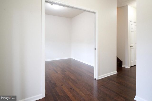 157 HONORS LN, State College, PA 16803