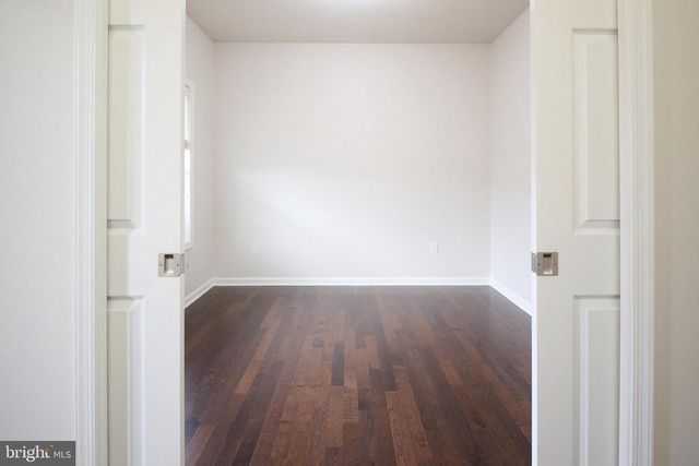 157 HONORS LN, State College, PA 16803