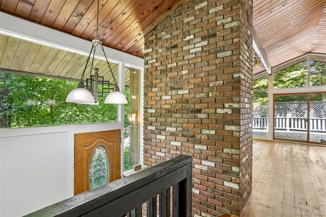951 Haverstraw Road, Suffern, NY 10901