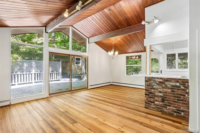 951 Haverstraw Road, Suffern, NY 10901