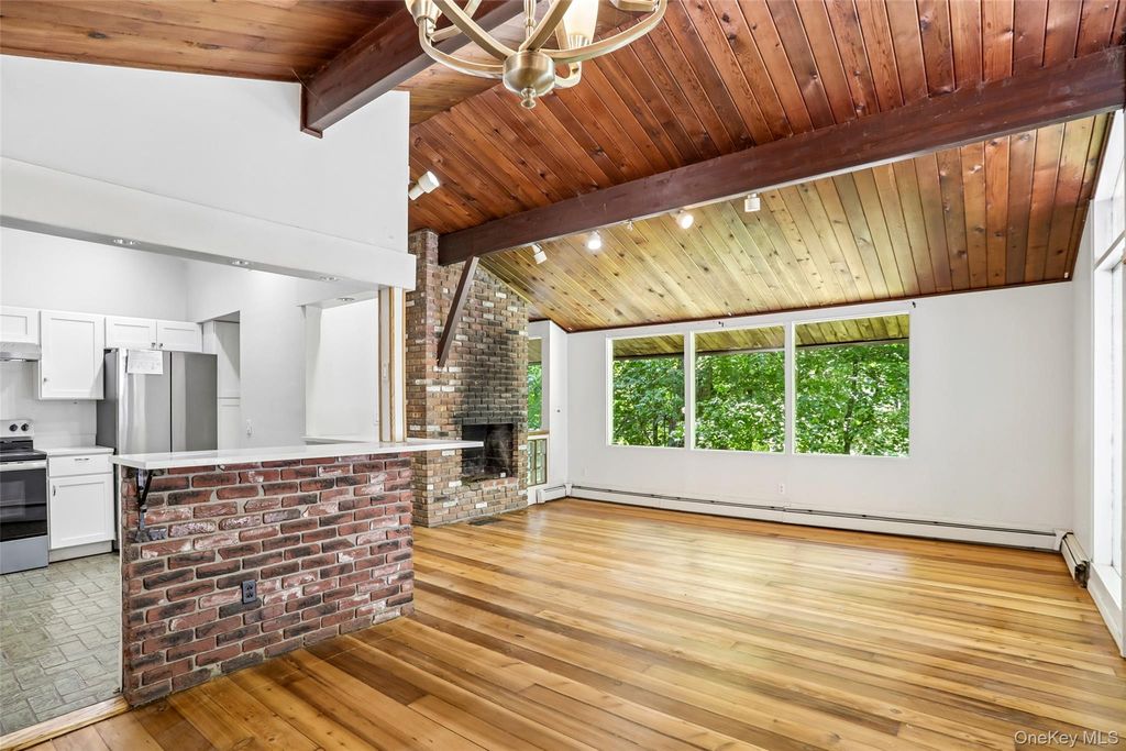 951 Haverstraw Road, Suffern, NY 10901 — photo 3