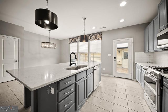 11976 BENTON LAKE RD, Bristow, VA 20136