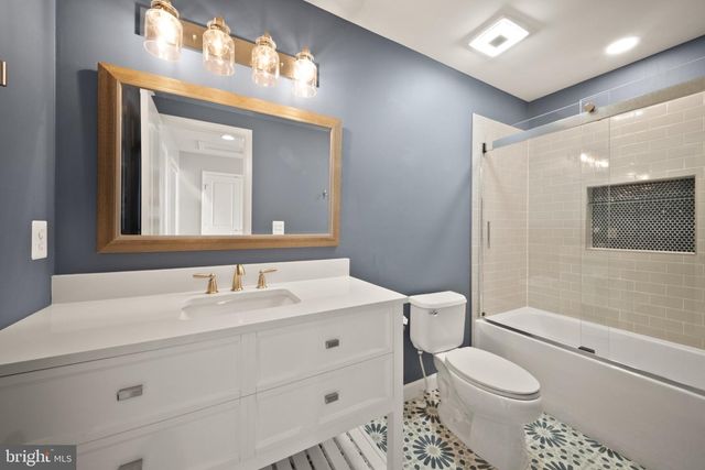 11976 BENTON LAKE RD, Bristow, VA 20136