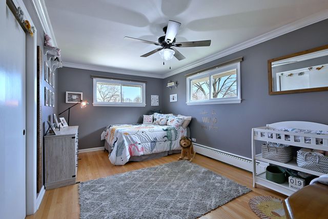 1303 E Ironwood Drive, Mount Prospect, IL 60056