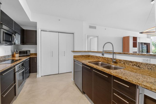 550 Okeechobee Boulevard 423, West Palm Beach, FL 33401