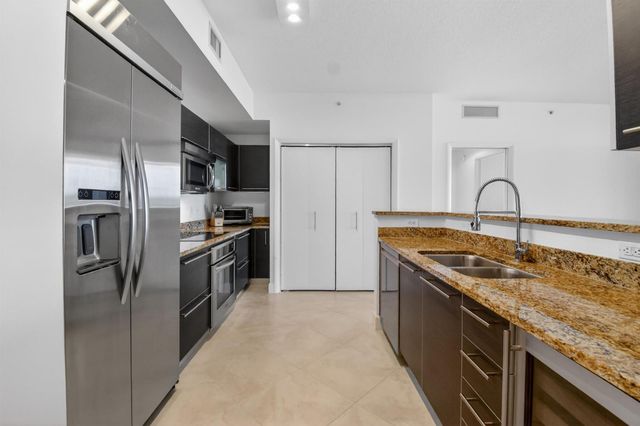550 Okeechobee Boulevard 423, West Palm Beach, FL 33401
