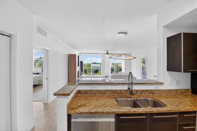 550 Okeechobee Boulevard 423, West Palm Beach, FL 33401