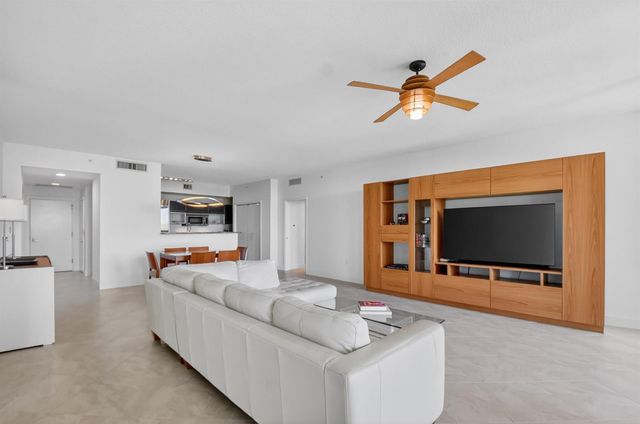 550 Okeechobee Boulevard 423, West Palm Beach, FL 33401