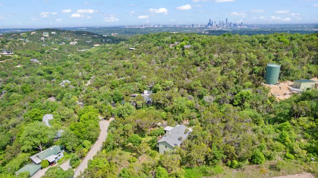 701 Yaupon Valley RD, West Lake Hills, TX 78746