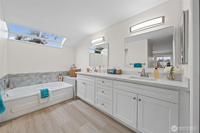 822 SW 314th Place, Federal Way, WA 98023
