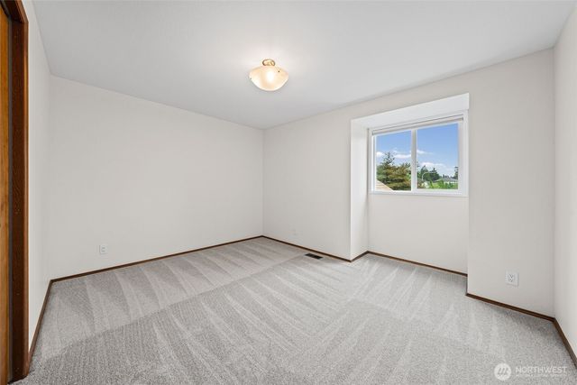 822 SW 314th Place, Federal Way, WA 98023