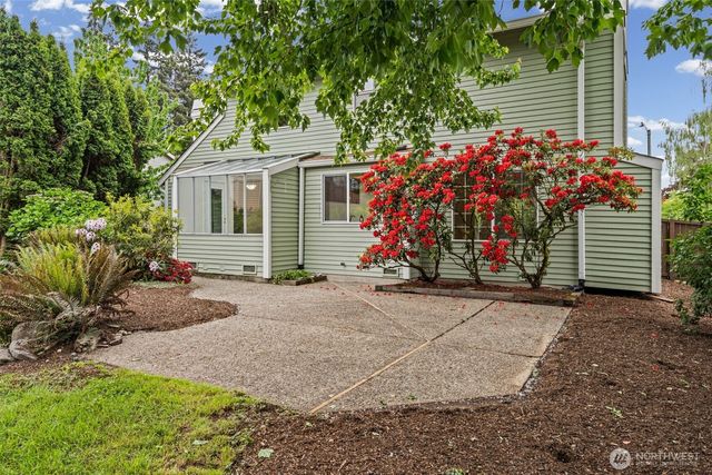 822 SW 314th Place, Federal Way, WA 98023