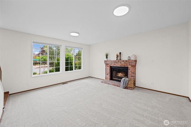 822 SW 314th Place, Federal Way, WA 98023