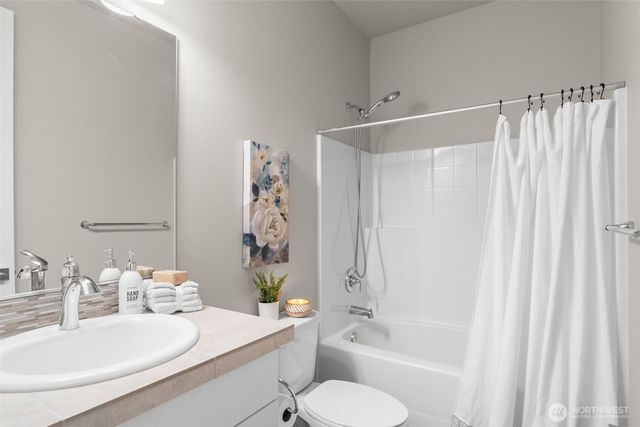 7635 53rd Place, Gig Harbor, WA 98335