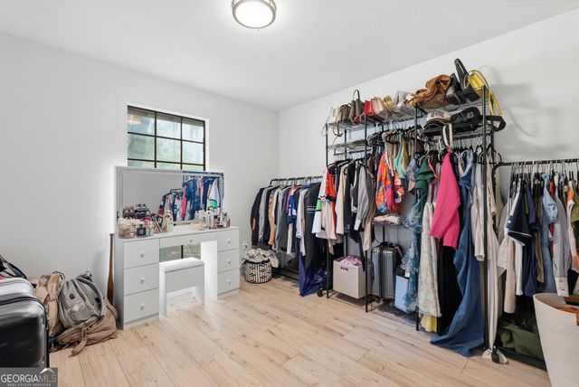 607 Leaning Oaks Drive, Savannah, GA 31410