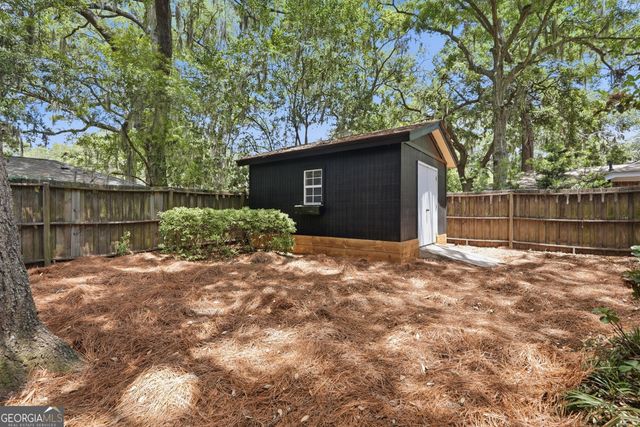 607 Leaning Oaks Drive, Savannah, GA 31410