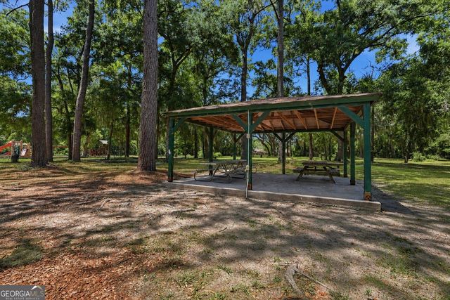 607 Leaning Oaks Drive, Savannah, GA 31410
