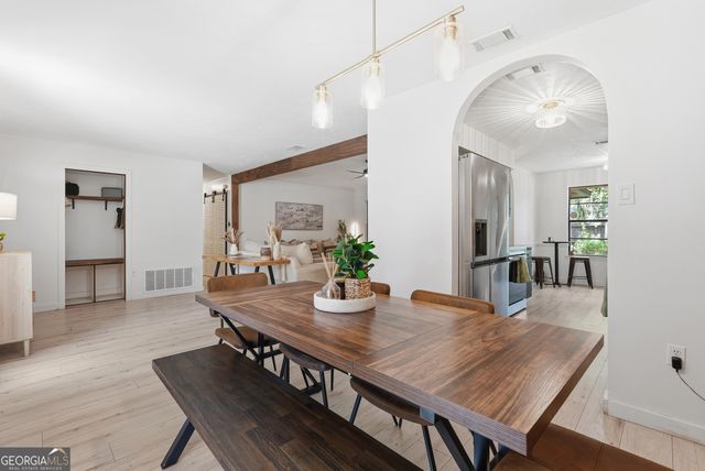 607 Leaning Oaks Drive, Savannah, GA 31410