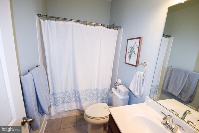 1438 HONEY LOCUST DR, Gambrills, MD 21054