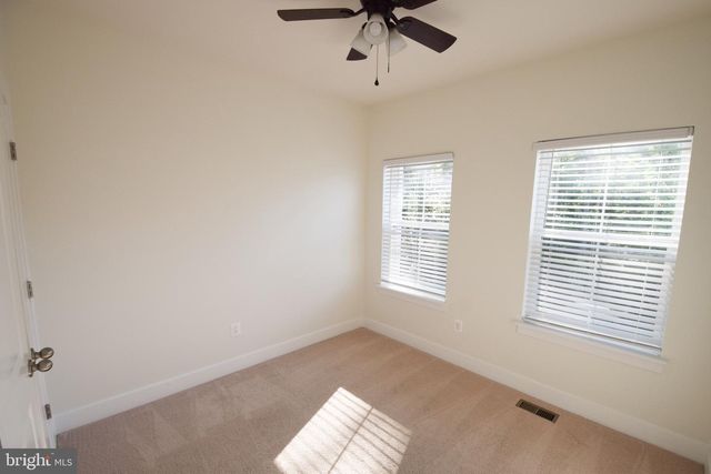 1438 HONEY LOCUST DR, Gambrills, MD 21054