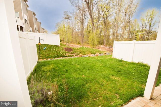 1438 HONEY LOCUST DR, Gambrills, MD 21054