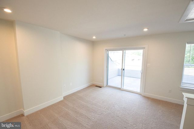 1438 HONEY LOCUST DR, Gambrills, MD 21054