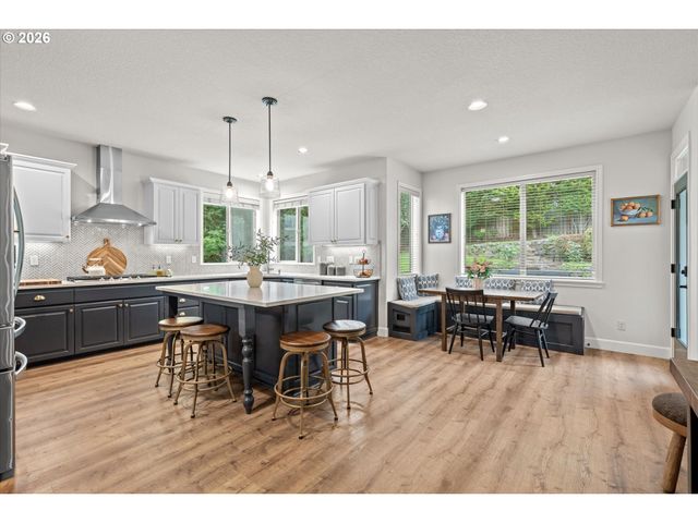 14445 Se MOUNTAIN RIDGE Ave, Happy Valley, OR 97086