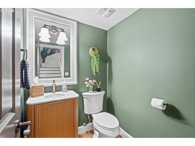 14445 Se MOUNTAIN RIDGE Ave, Happy Valley, OR 97086