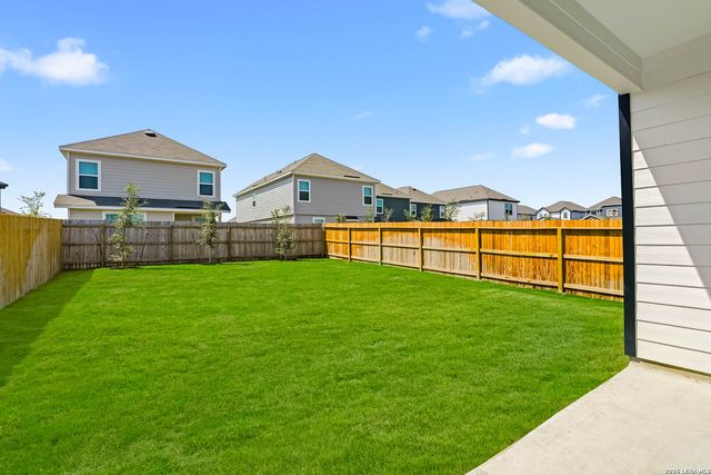 10122 BIXBITE TRL, San Antonio, TX 78245