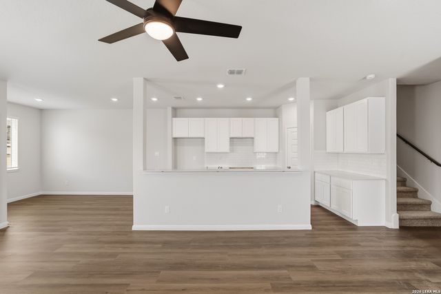 10122 BIXBITE TRL, San Antonio, TX 78245