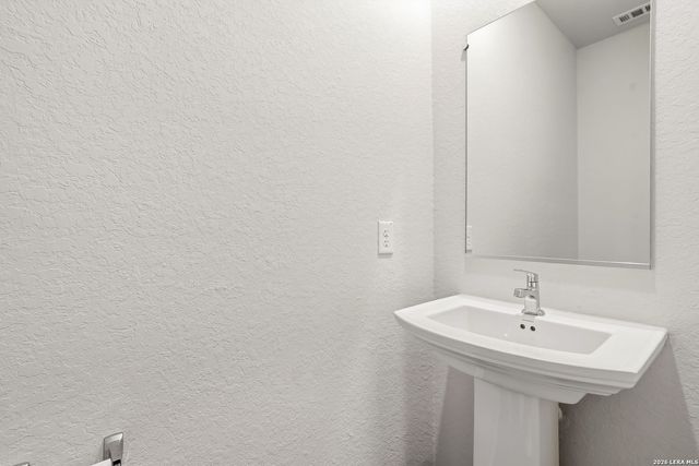 10122 BIXBITE TRL, San Antonio, TX 78245