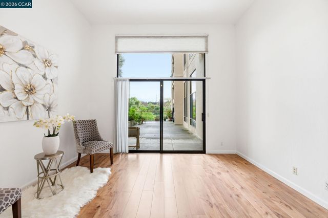 410 N Civic Dr. 303, Walnut Creek, CA 94596