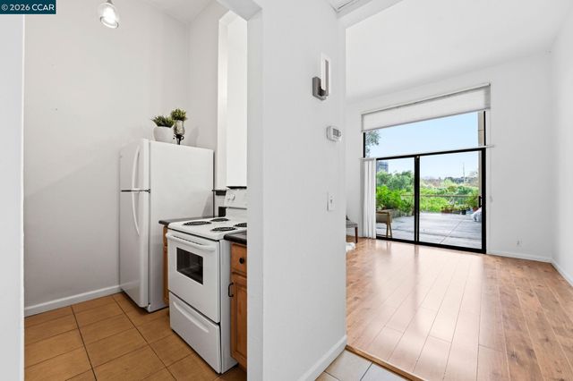 410 N Civic Dr. 303, Walnut Creek, CA 94596