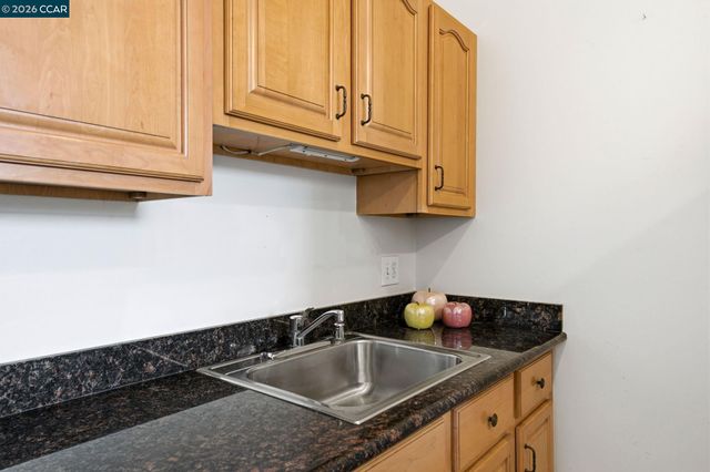 410 N Civic Dr. 303, Walnut Creek, CA 94596