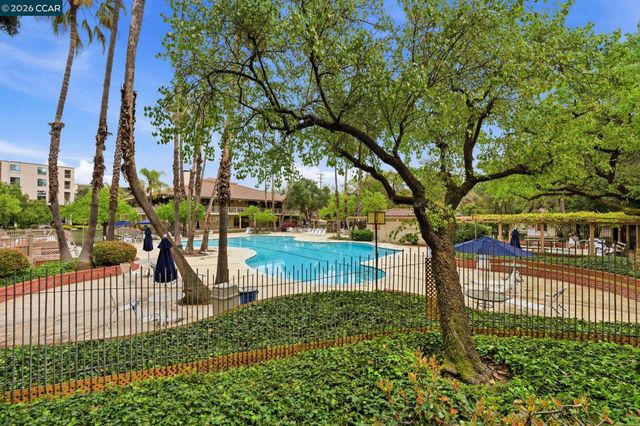 410 N Civic Dr. 303, Walnut Creek, CA 94596