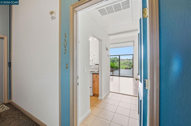 410 N Civic Dr. 303, Walnut Creek, CA 94596