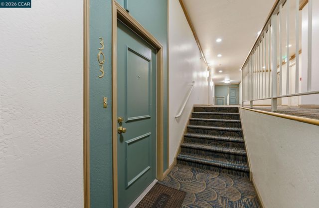 410 N Civic Dr. 303, Walnut Creek, CA 94596