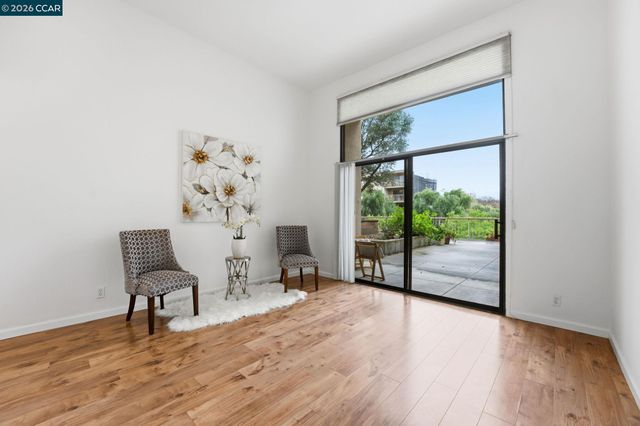 410 N Civic Dr. 303, Walnut Creek, CA 94596